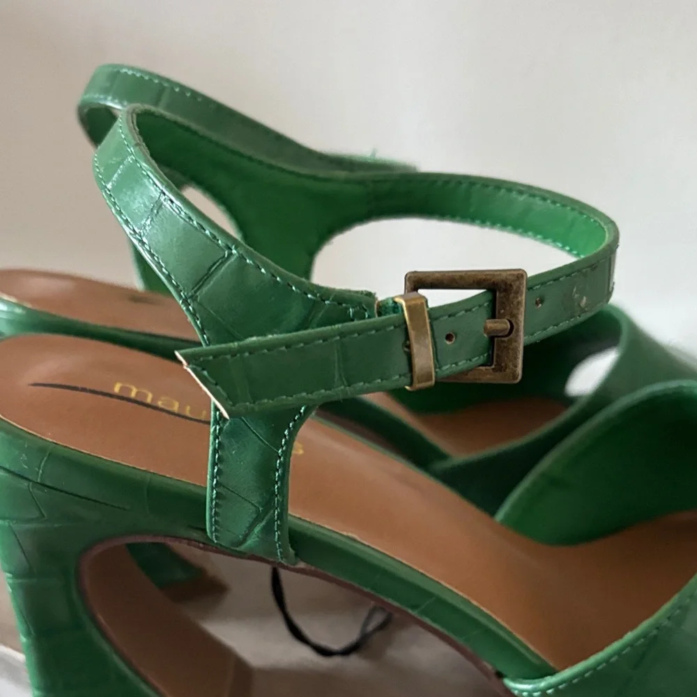 Maurices Green Croc-Embossed Block Heel Sandals - Picture 5 of 6